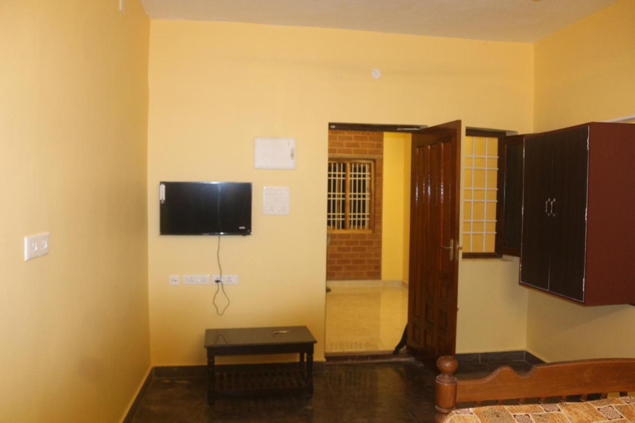 Evergreen Paradise Pondicherry Exterior photo